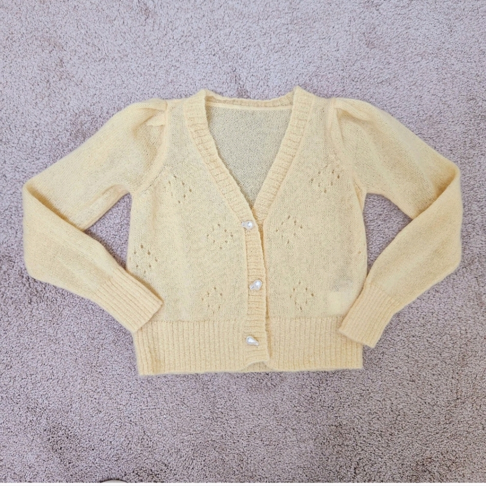 SYLPHIDE Pearl Design Button Sweater Cardigan Size S - Picture 2 of 5